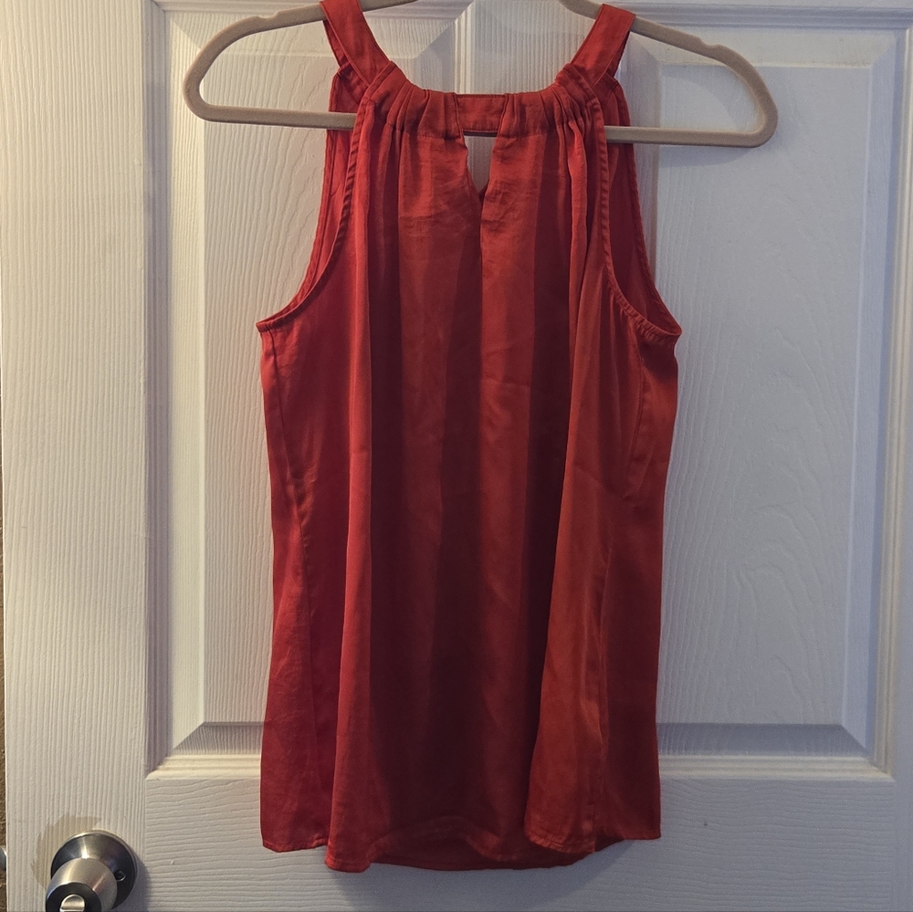 Women's Sleeveless Top